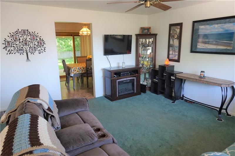1844 Devonshire Road Coraopolis, PA 15108 - Photo 4 of 25 Living room - main level