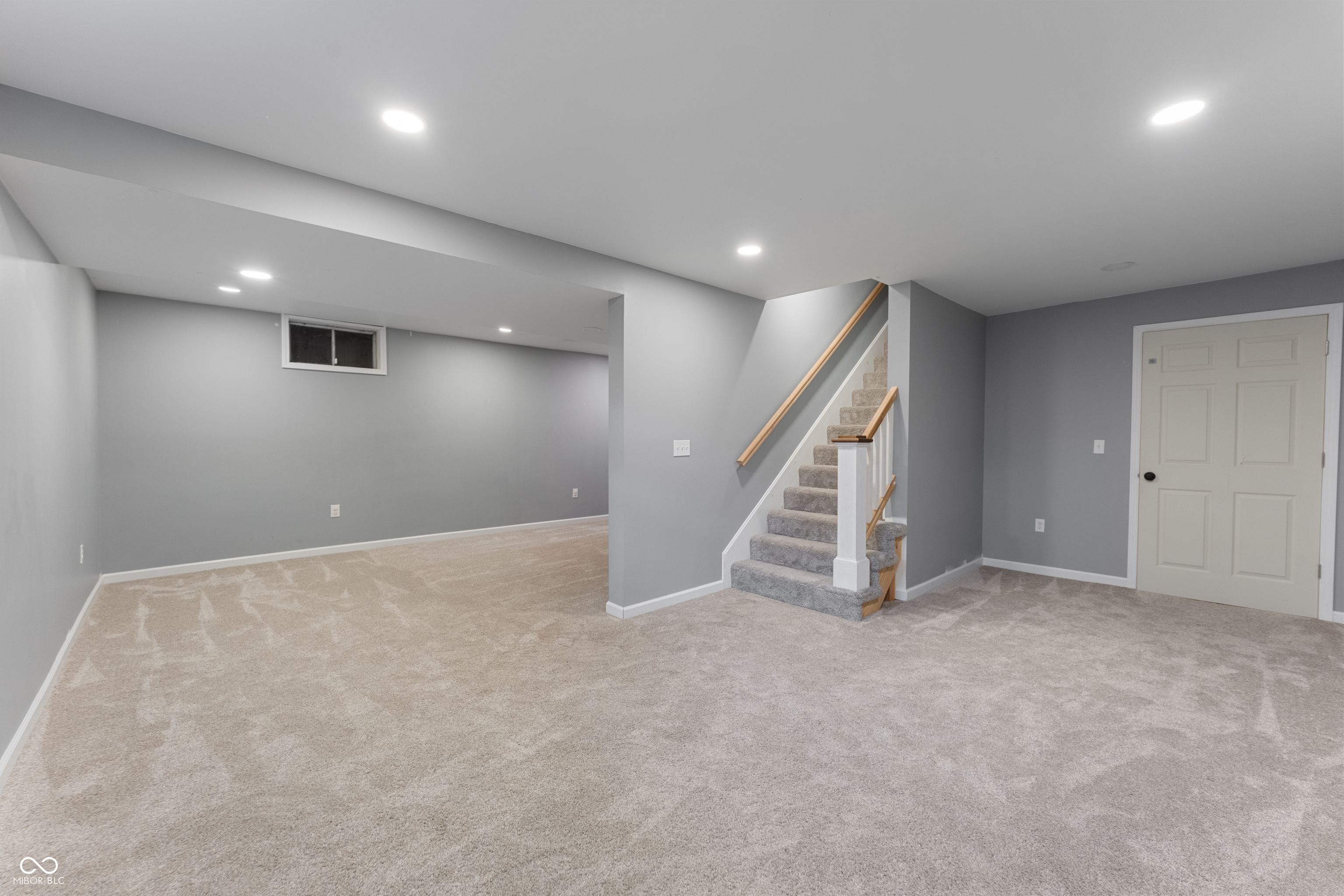 906 Hummingbird Lane Columbus, IN 47203 - Photo 36 of 42