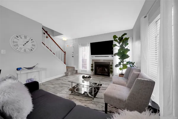 $1,500 | 3600 Jeanetta Street, Unit 601, Houston, TX 77063