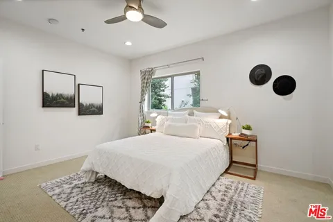$699,000 | 5016 Bakman Avenue, Unit 202, North Hollywood, CA 91601