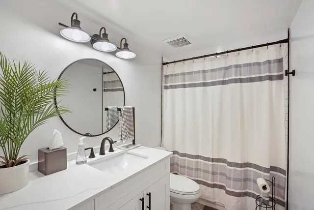 $3,700 | Undisclosed Address, Delray Beach, FL 33444