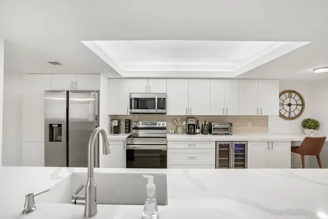 $3,700 | Undisclosed Address, Delray Beach, FL 33444