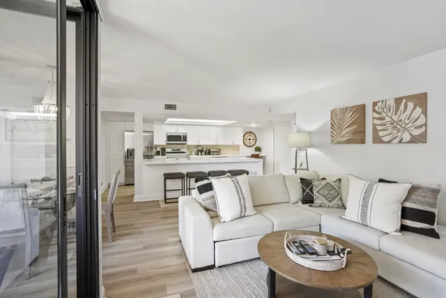 $3,700 | Undisclosed Address, Delray Beach, FL 33444