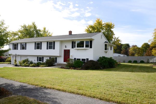 19 Cleveland Road Peabody, MA 01960 - Photo 1 of 27 Gallery Image 1