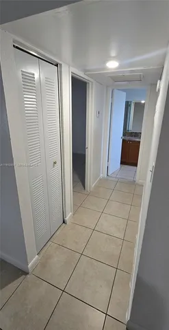 a view of a livingroom with an empty space