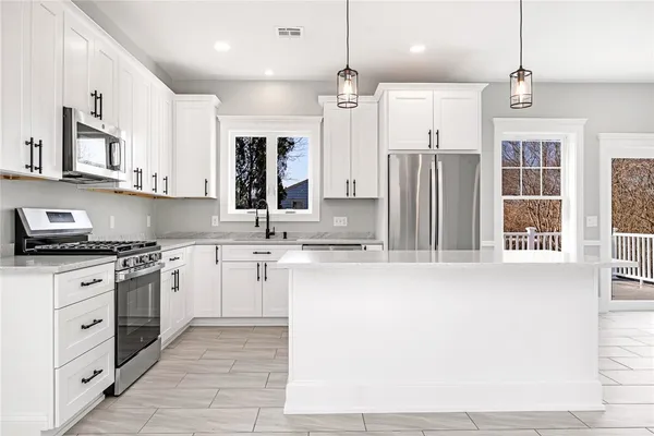 $1,145,000 | 62 Daytona Avenue, Narragansett, RI 02882