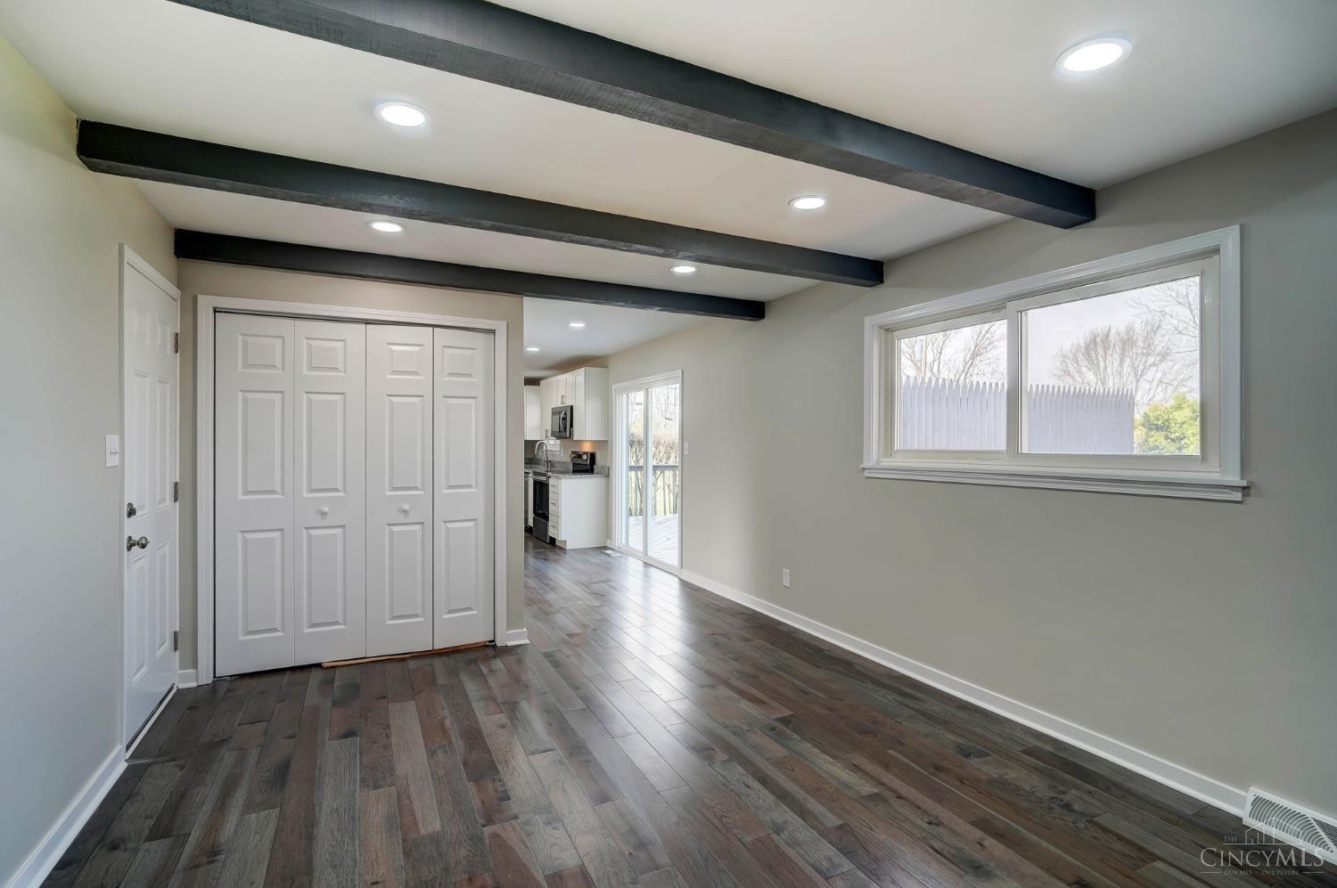 5410 Mosiman Road Middletown, OH 45042 - Photo 12 of 29 Gallery Image 12