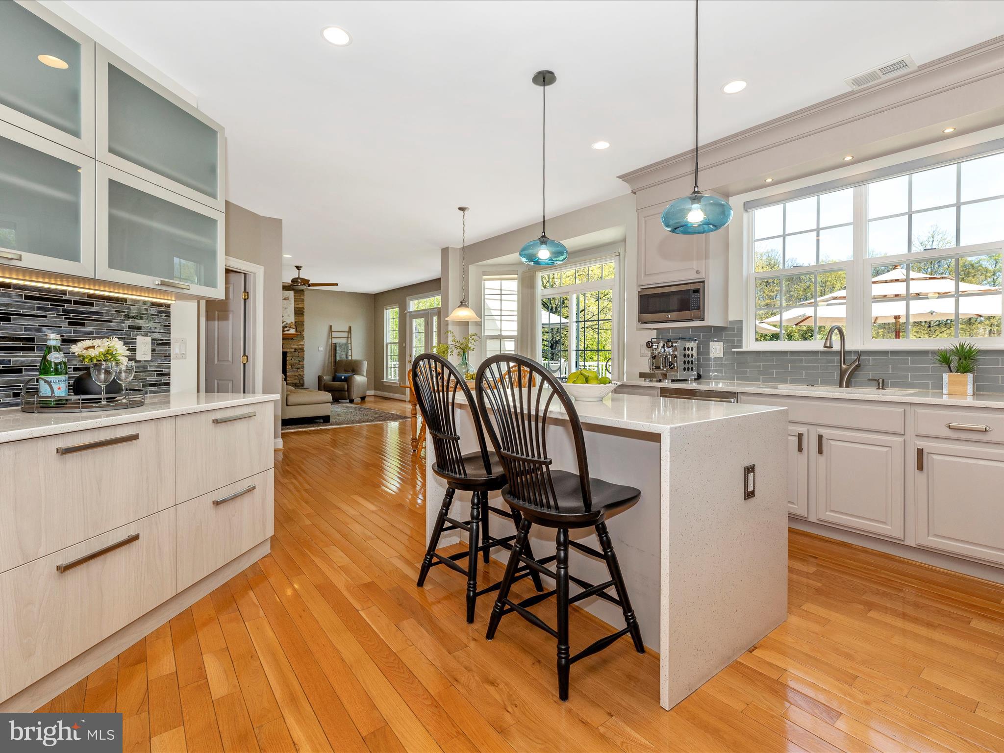 23133 Persimmon Ridge Road Clarksburg, MD 20871 - Photo 16 of 73 Remodeled kitchen, fit for a professional chef!