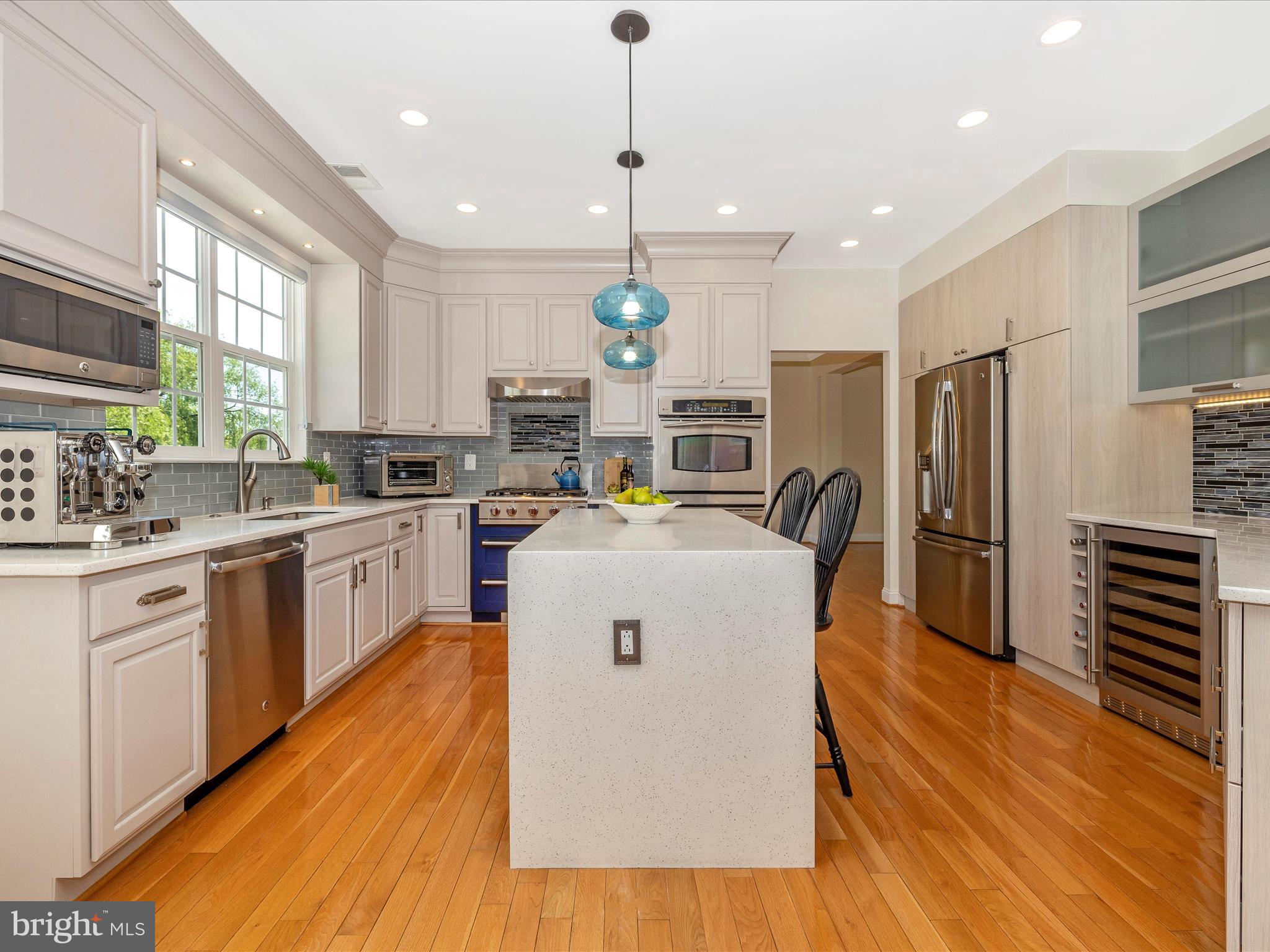 23133 Persimmon Ridge Road Clarksburg, MD 20871 - Photo 18 of 73 Recessed & pendant lighting.