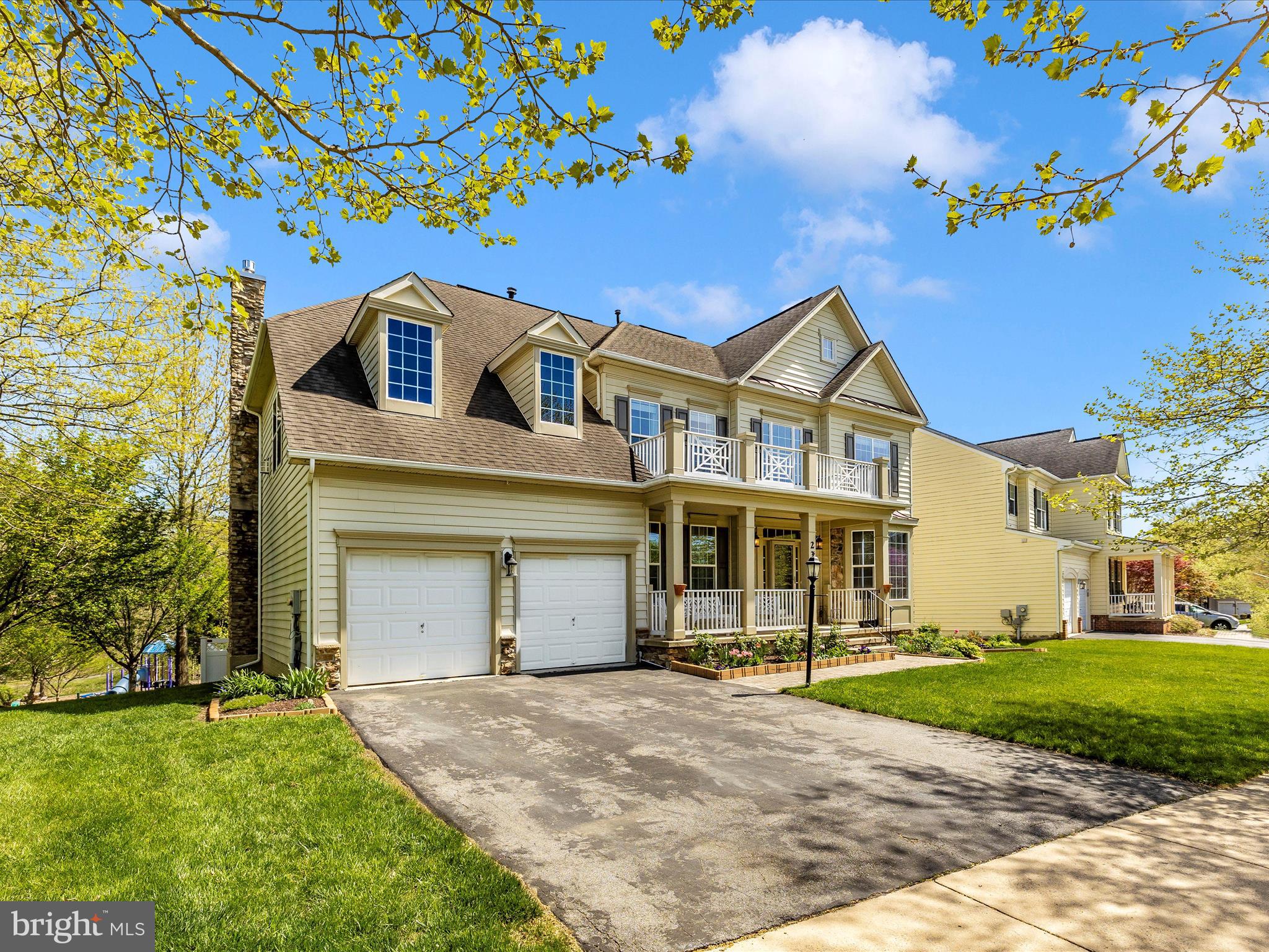 23133 Persimmon Ridge Road Clarksburg, MD 20871 - Photo 2 of 73 Plenty of room for parking.
