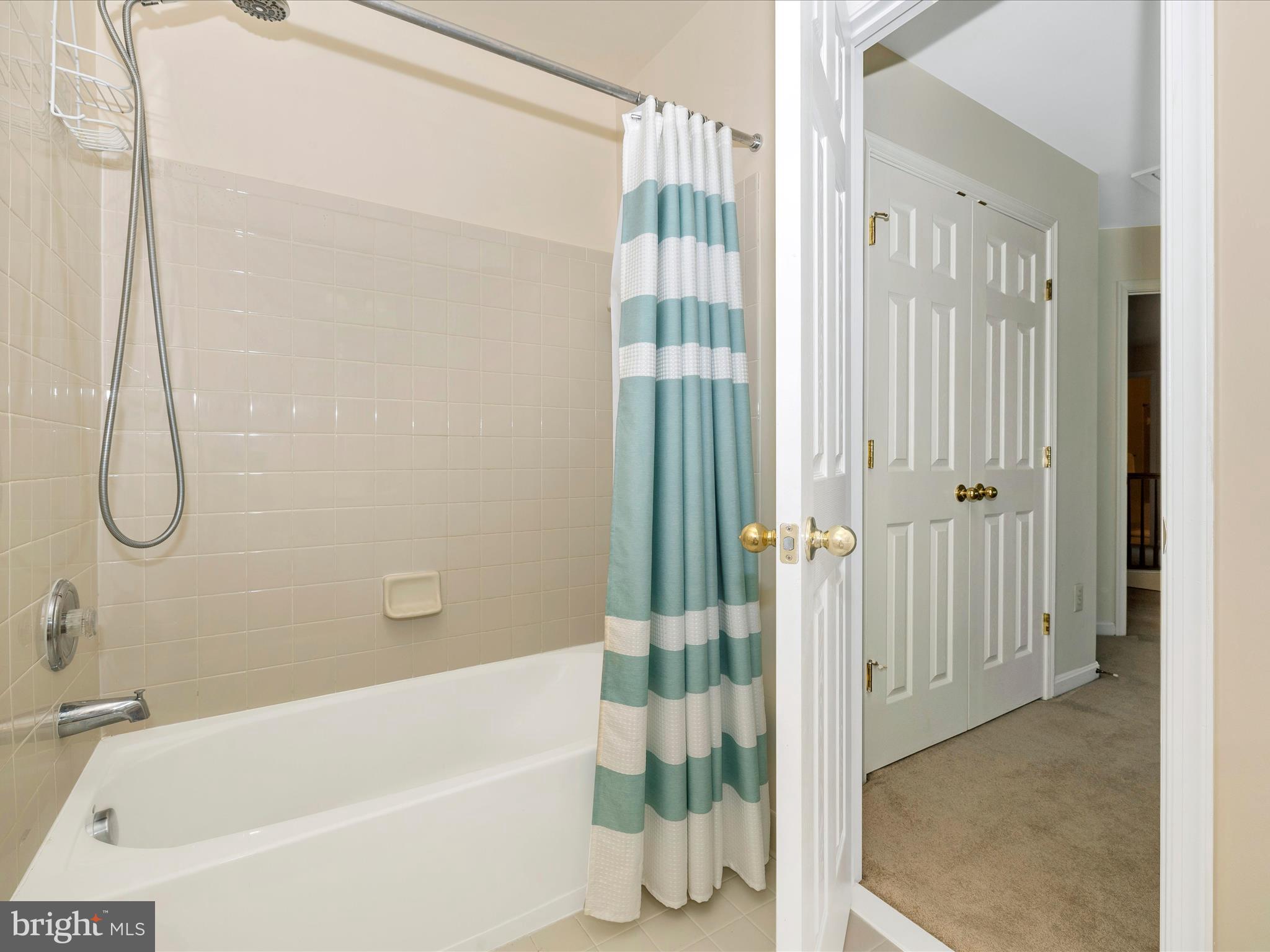 23133 Persimmon Ridge Road Clarksburg, MD 20871 - Photo 43 of 73 Another angle.