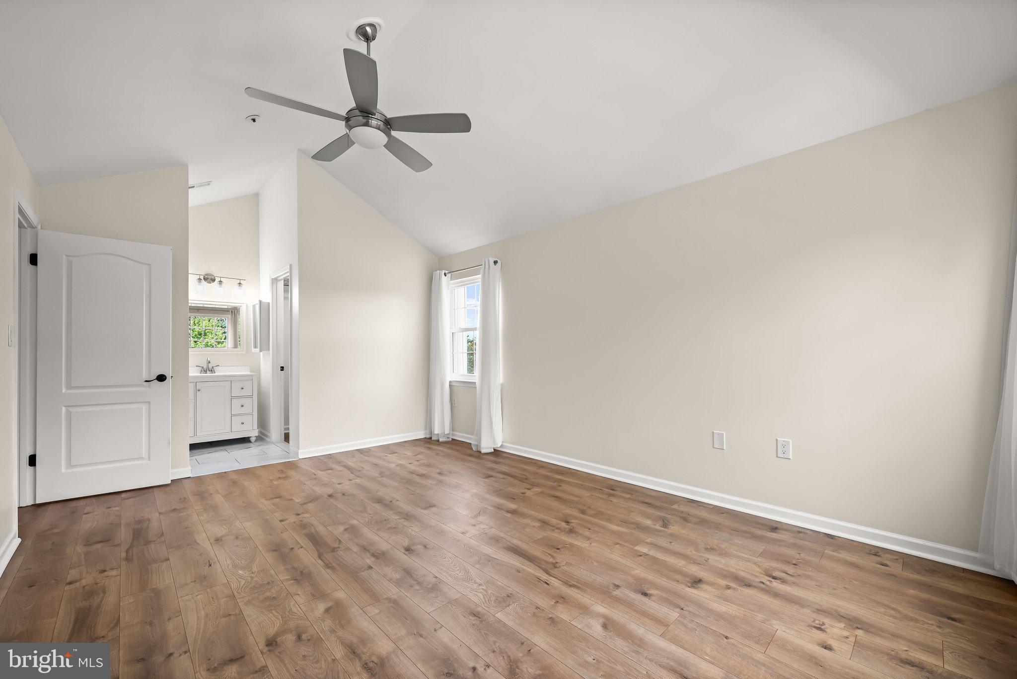 8393 Montgomery Run Road, Unit L Ellicott City, MD 21043 - Photo 28 of 47 Primary Bedroom - Renovated En-Suite Full Bath