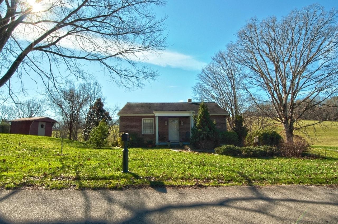 671 Briscoe Road Blaine, TN 37709 - Photo 2 of 6 Marks Front