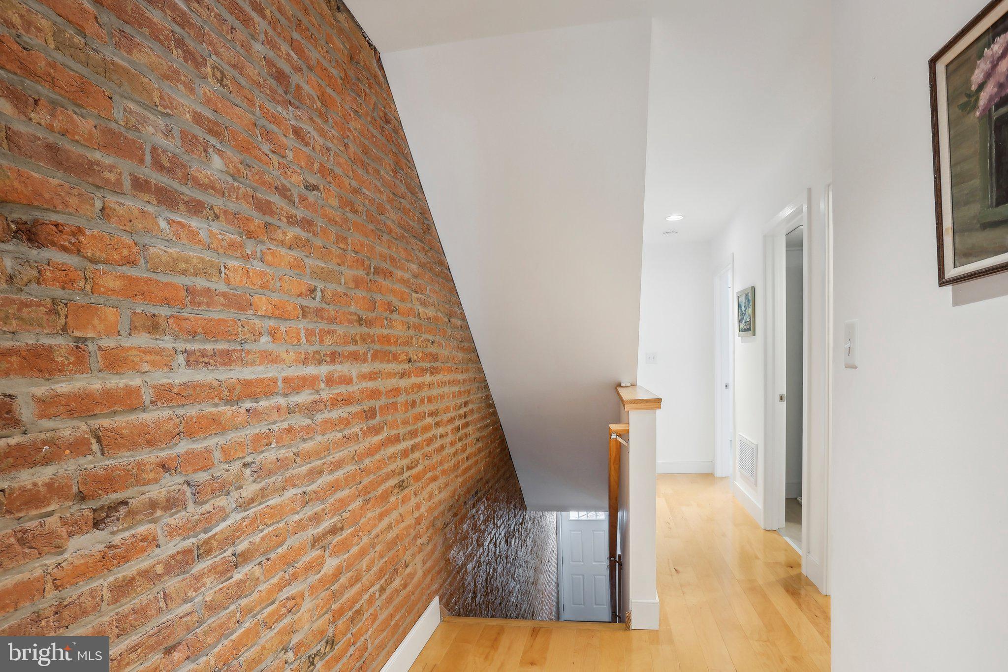 2004 Tulip Street Philadelphia, PA 19125 - Photo 13 of 34