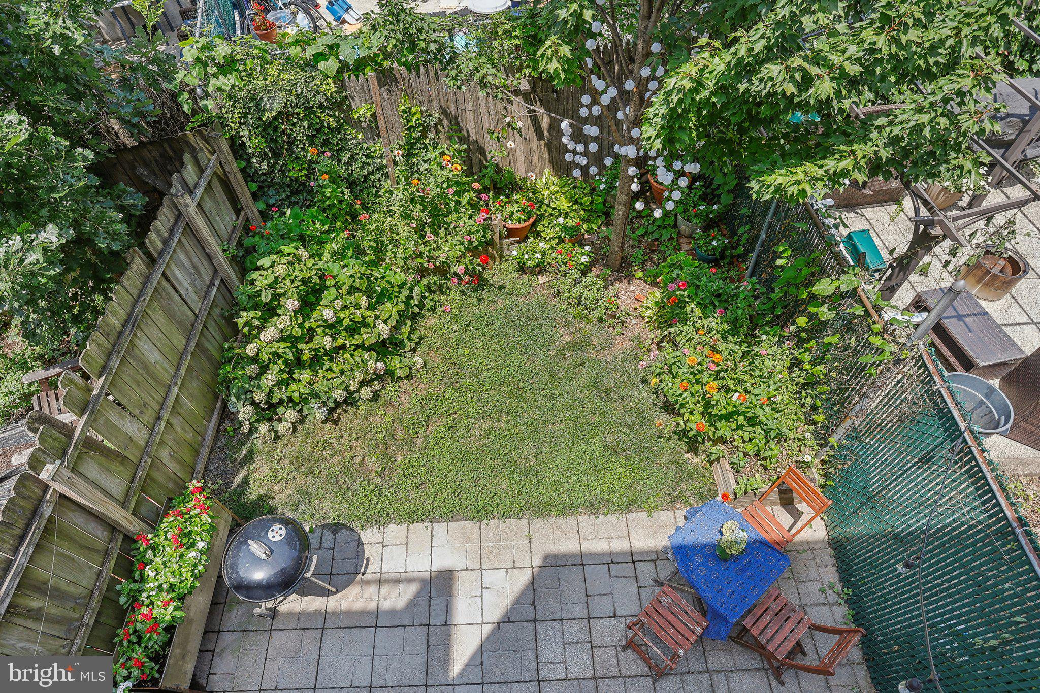 2004 Tulip Street Philadelphia, PA 19125 - Photo 16 of 34