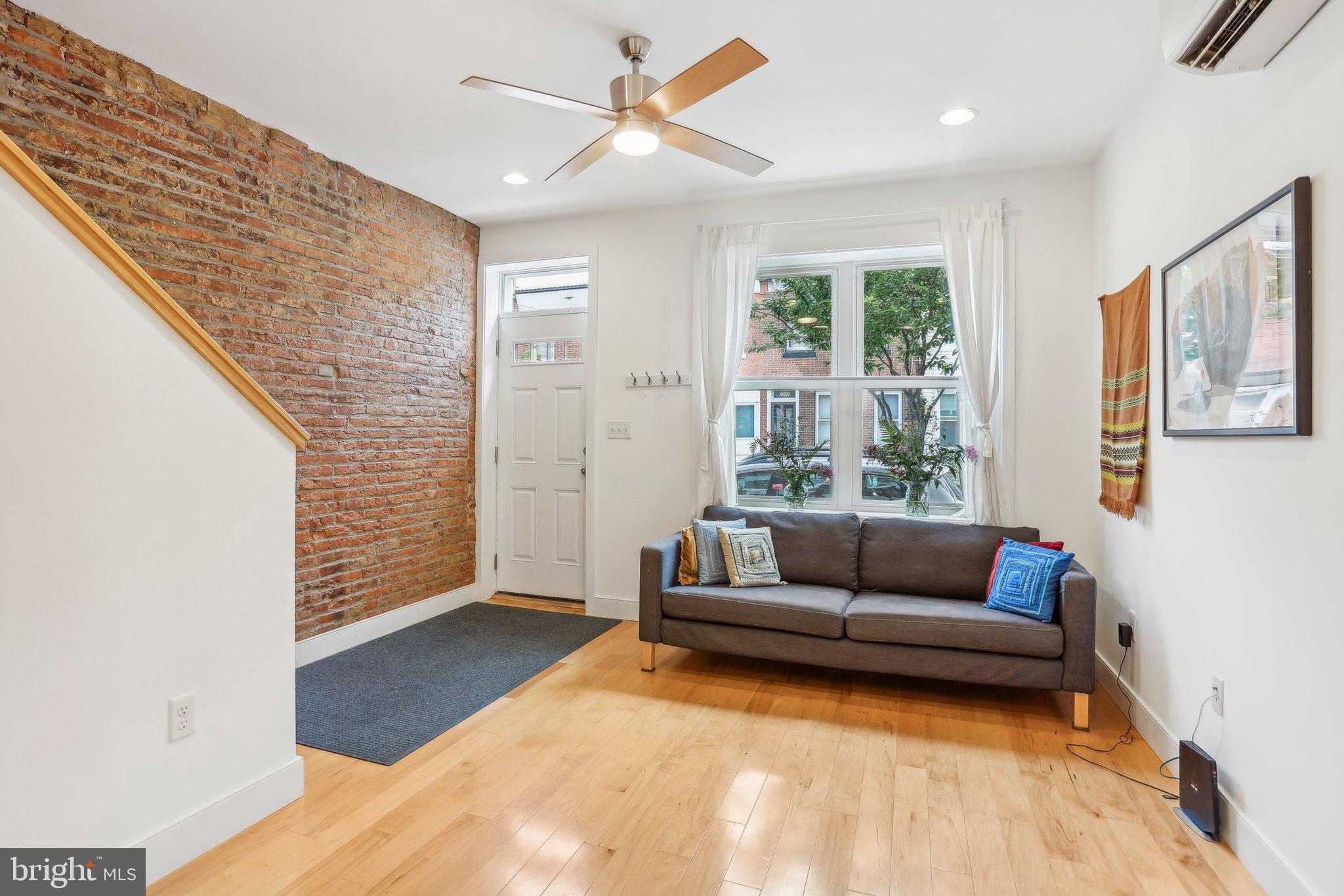 2004 Tulip Street Philadelphia, PA 19125 - Photo 5 of 34