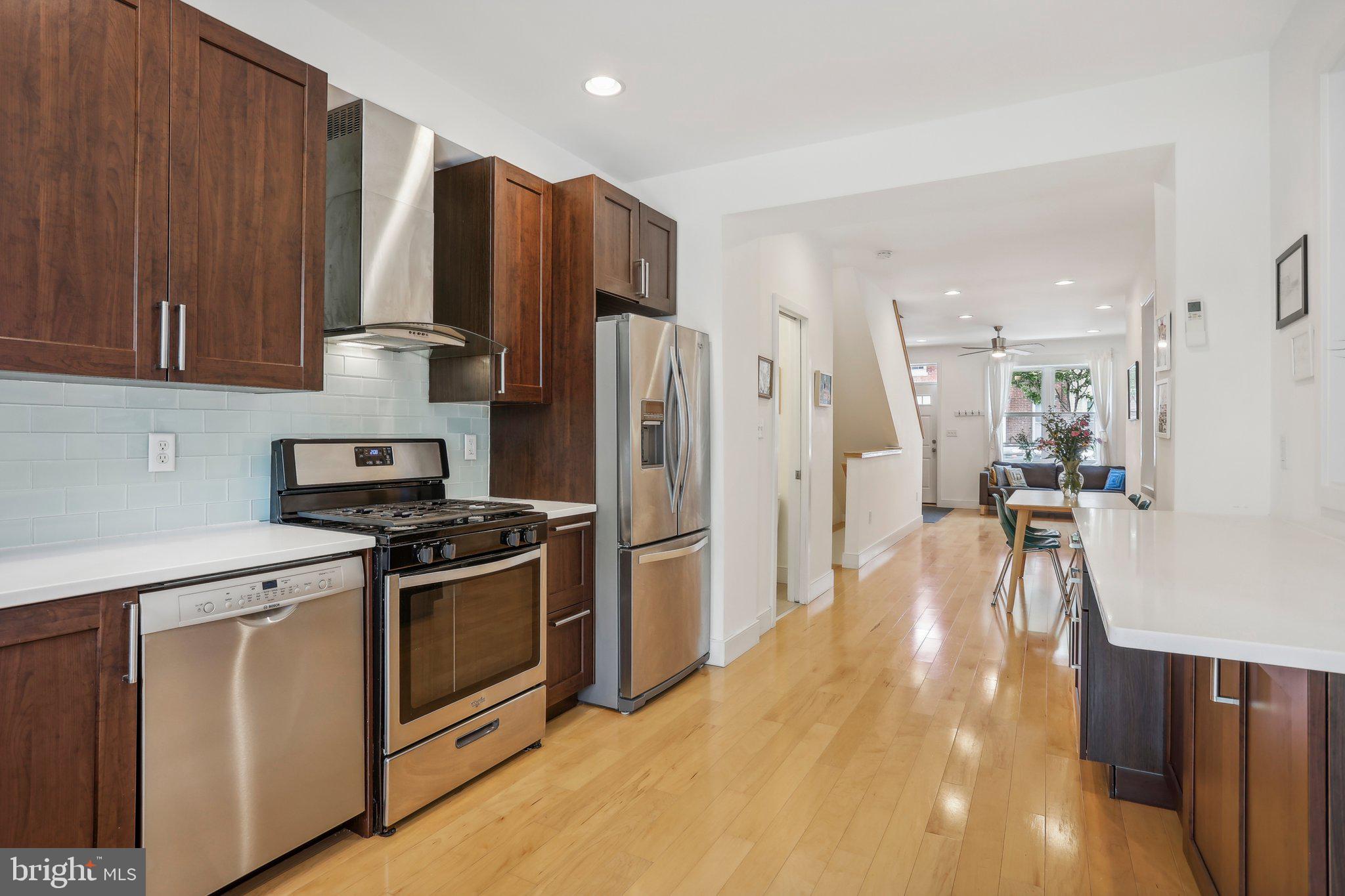 2004 Tulip Street Philadelphia, PA 19125 - Photo 10 of 34