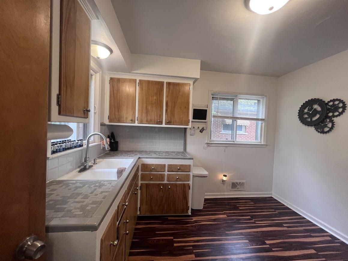 5413 Fleming Road Flint, MI 48504 - Photo 17 of 24