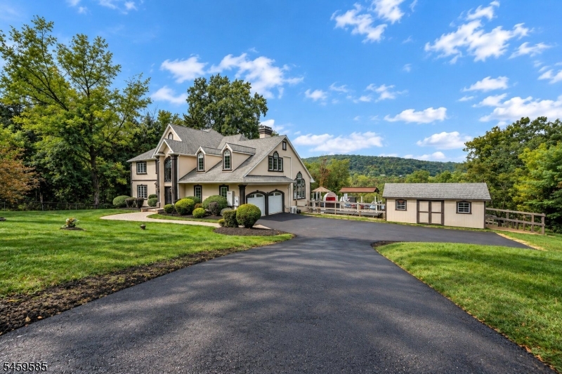 24 West Sunset Road Pequannock, NJ 07444 - Photo 3 of 47 Gallery Image 3