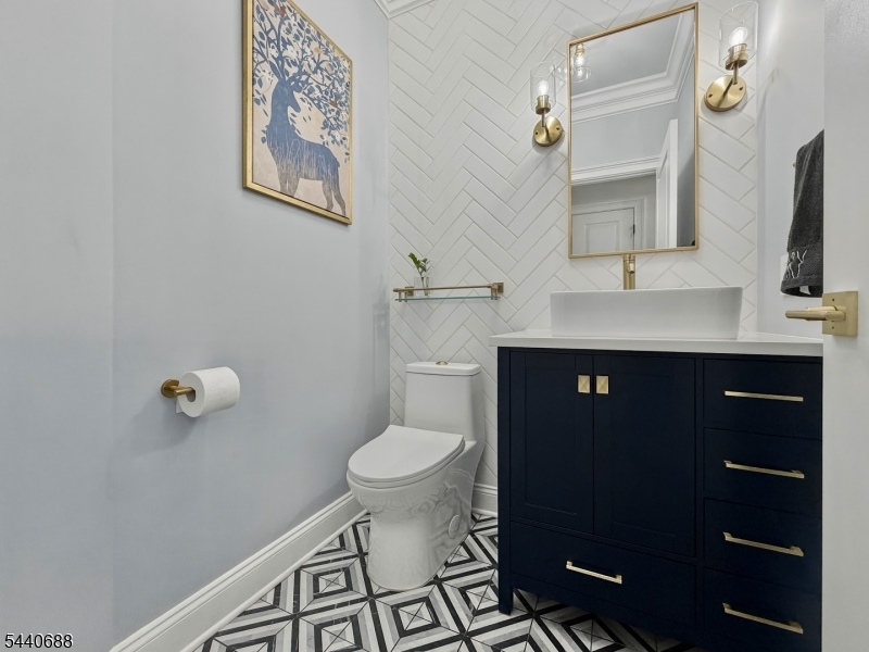 323 Frank Applegate Road Jackson, NJ 08527 - Photo 11 of 47