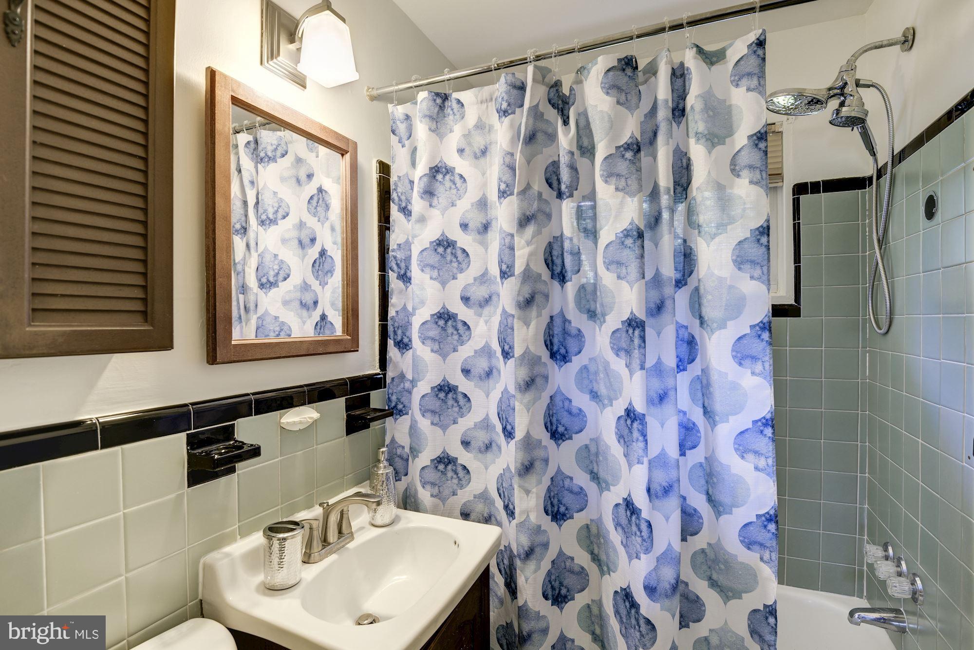 9816 Cottrell Terrace Silver Spring, MD 20903 - Photo 16 of 22 Full bath on main level