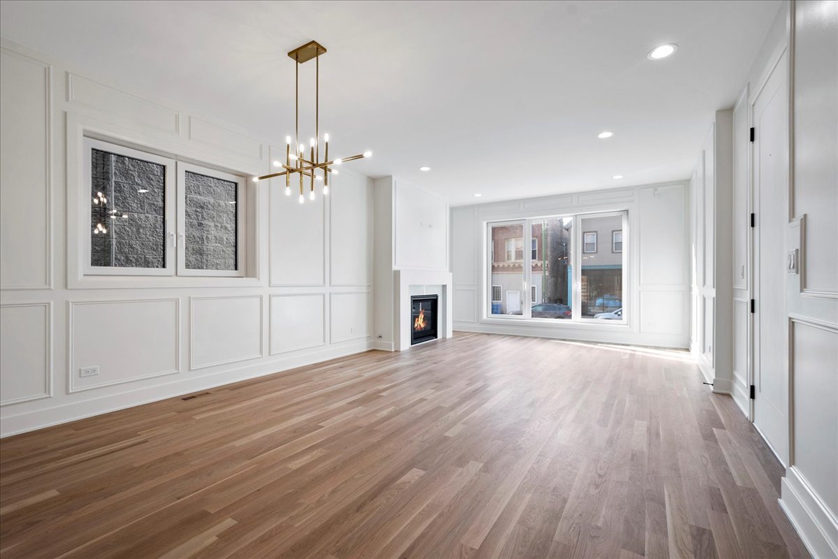 2435 North Clybourn Avenue, Unit 1S Chicago, IL 60614 - Photo 4 of 25