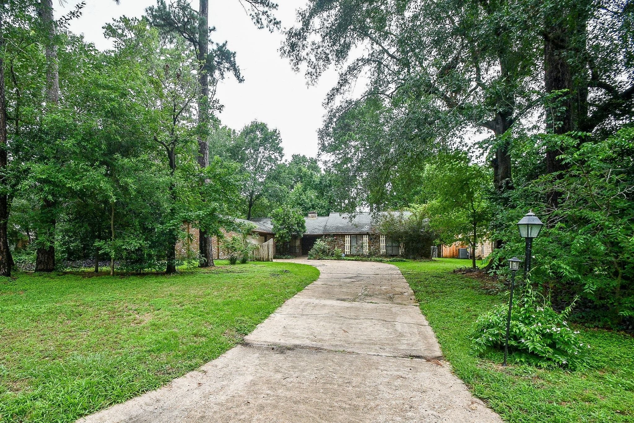 6702 Spring Leaf Drive Spring, TX 77379 - Photo 4 of 50
