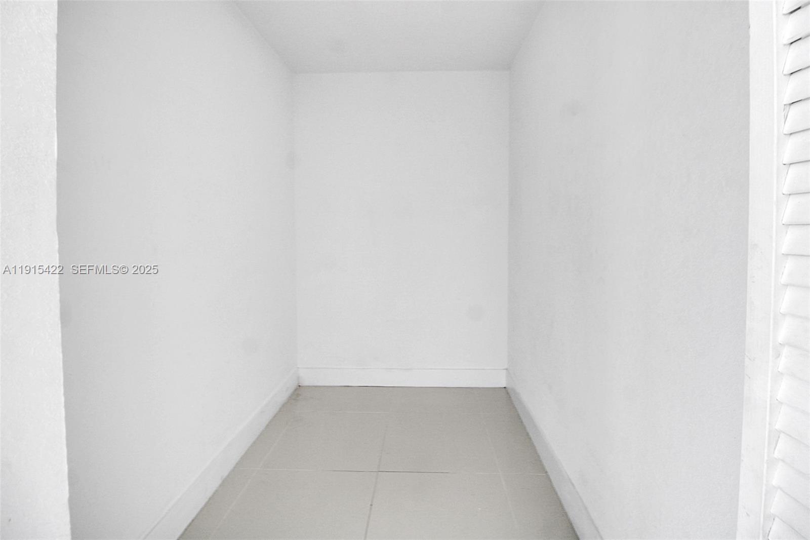 14482 Southwest 259th Street Homestead, FL 33032 - Photo 18 of 35 a view of room