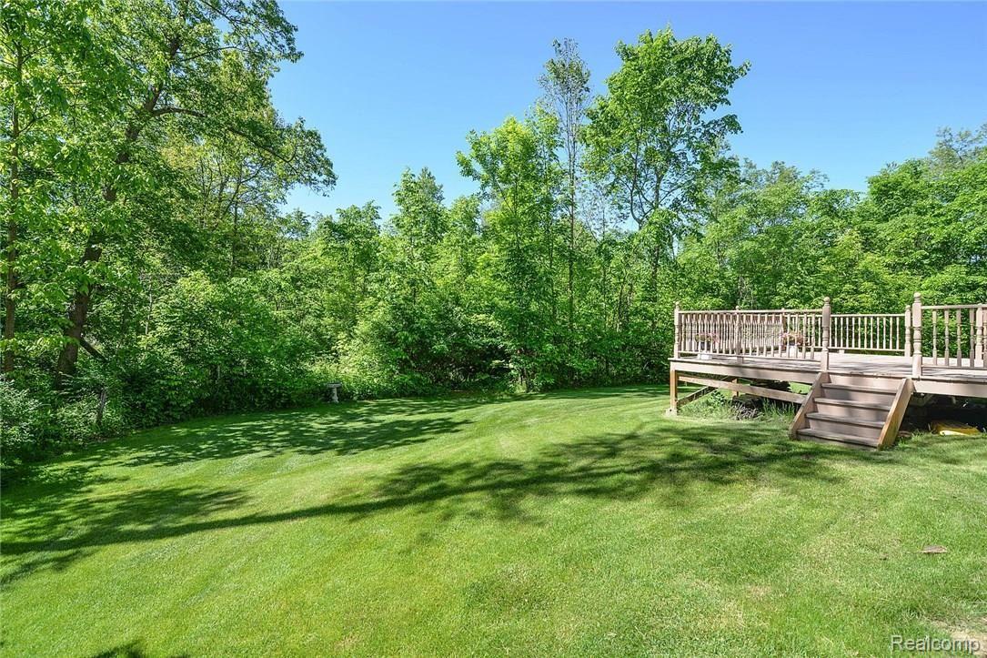 4286 McGunn Road Howell, MI 48843 - Photo 45 of 52 aug_4137.jpg