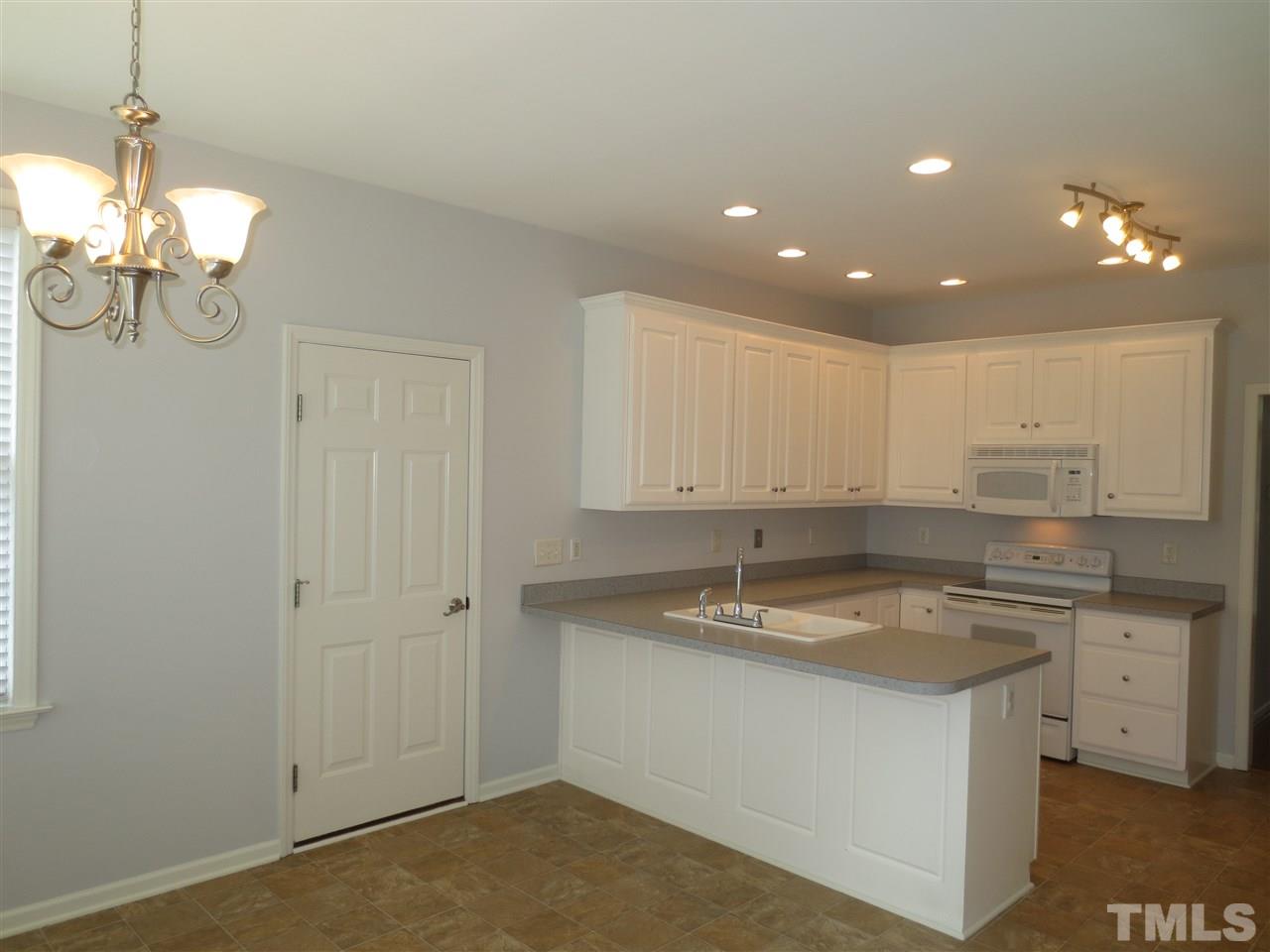 1005 Transom Court Raleigh, NC 27603 - Photo 10 of 24 Gallery Image 10