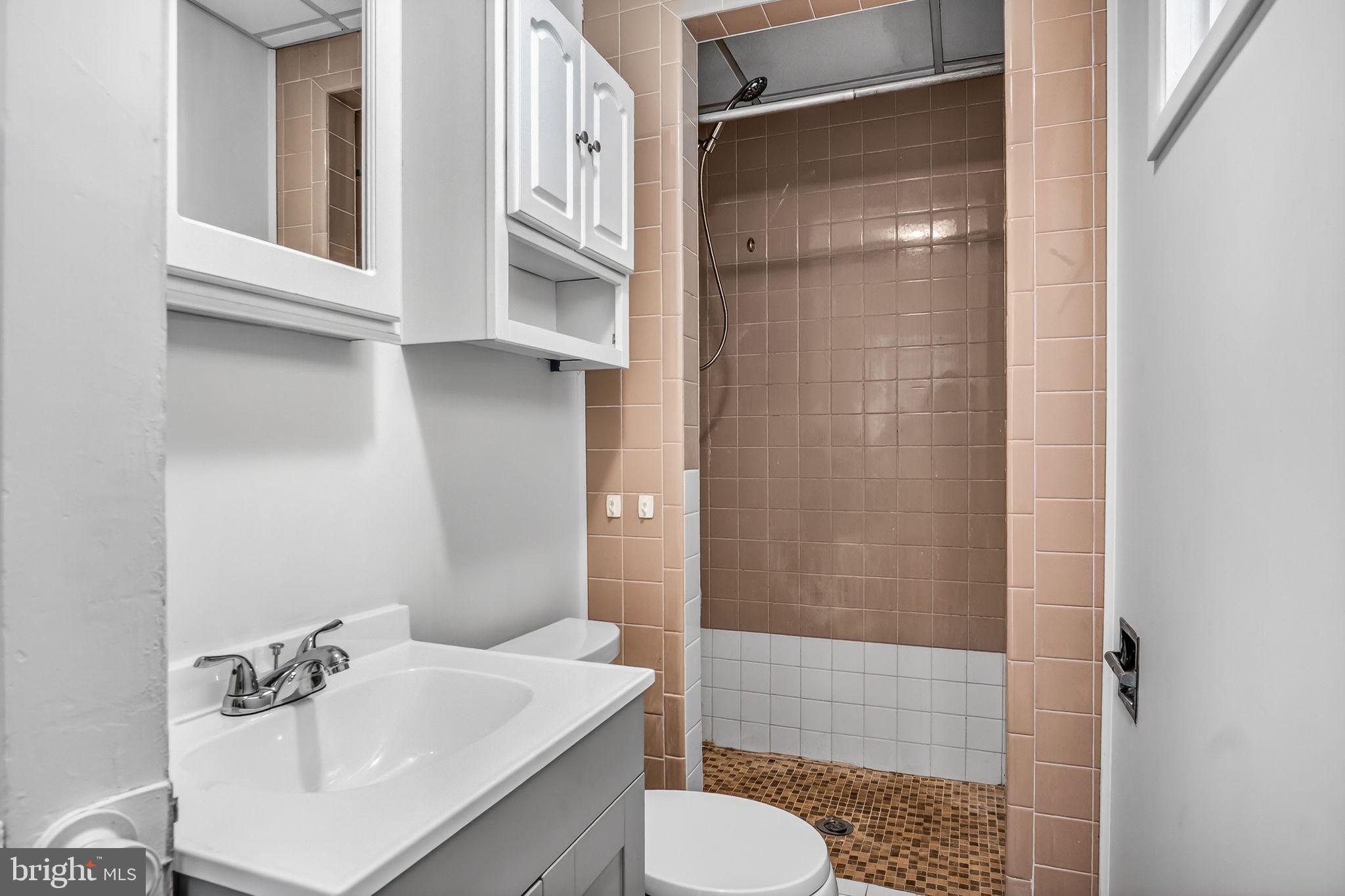 404 Main Street Lavelle, PA 17921 - Photo 11 of 33 First Floor Bath Off Kitchen