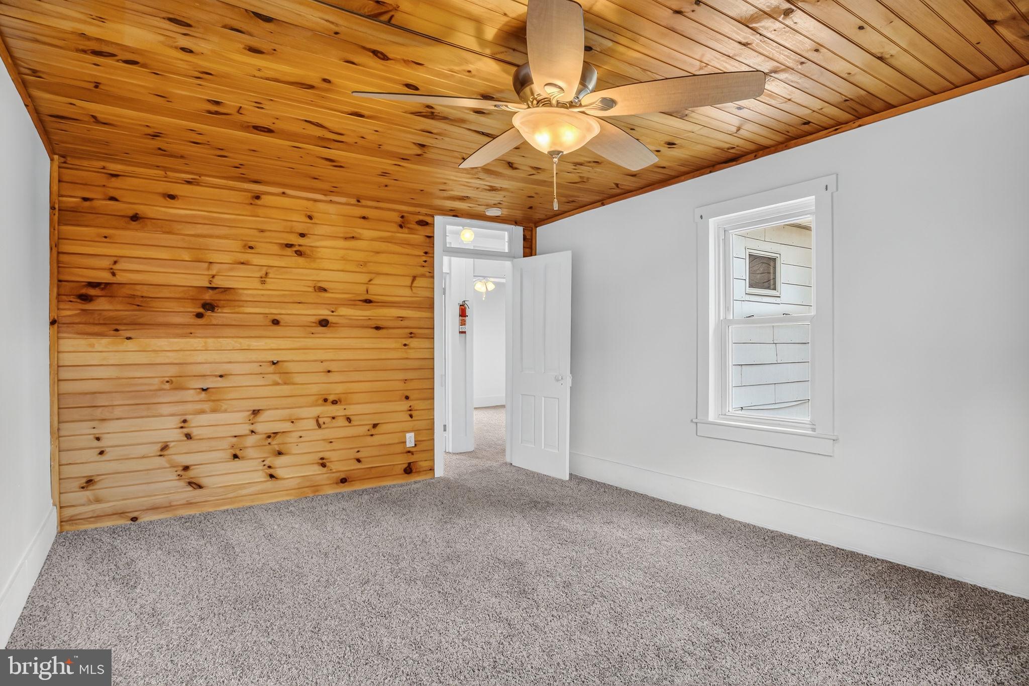 404 Main Street Lavelle, PA 17921 - Photo 18 of 33 Primary Bedroom