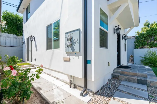 $4,250 | 8421 Bleriot Avenue, Westchester, CA 90045