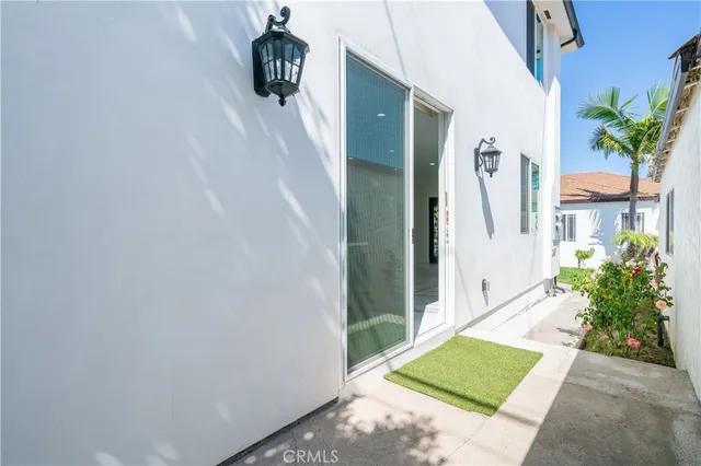 $4,250 | 8421 Bleriot Avenue, Westchester, CA 90045