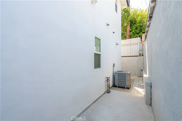 $4,150 | 8421 Bleriot Avenue, Westchester, CA 90045