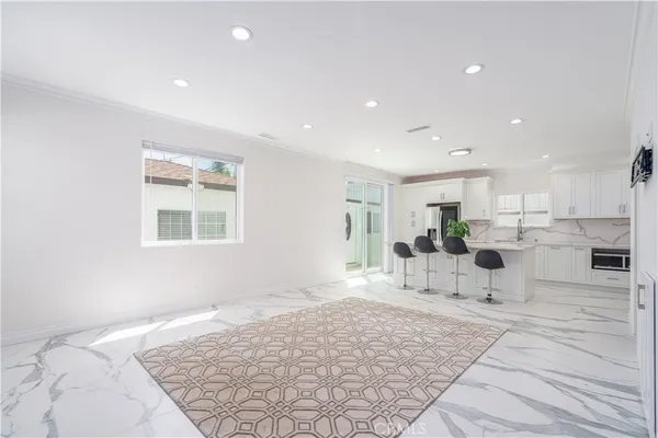 $4,150 | 8421 Bleriot Avenue, Westchester, CA 90045