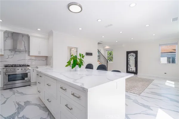 $4,150 | 8421 Bleriot Avenue, Westchester, CA 90045