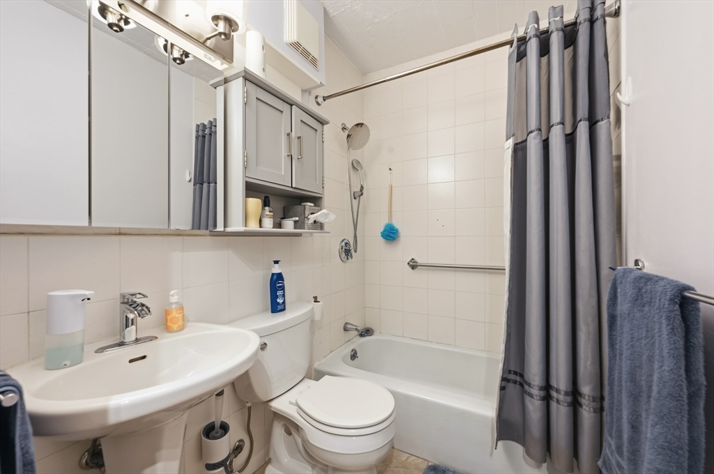 63 Atlantic Avenue, Unit 5D Boston, MA 02110 - Photo 15 of 20