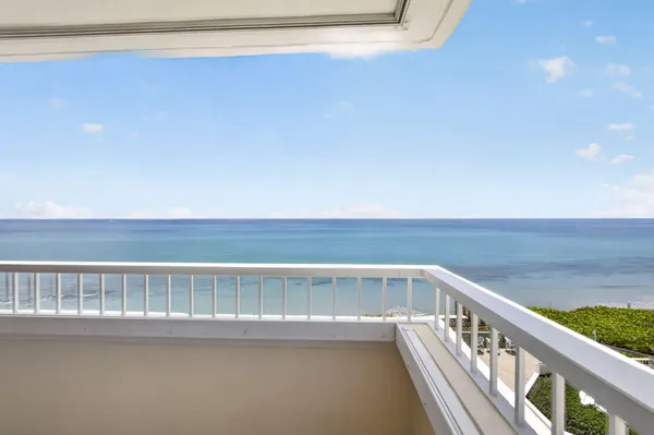$8,000 | 5280 North Ocean Drive, Unit 3A, Singer Island, FL 33404