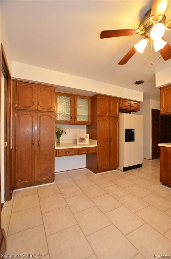 5320 Echo Road Bloomfield Hills, MI 48302 - Photo 22 of 71 ekitchentall3.jpg