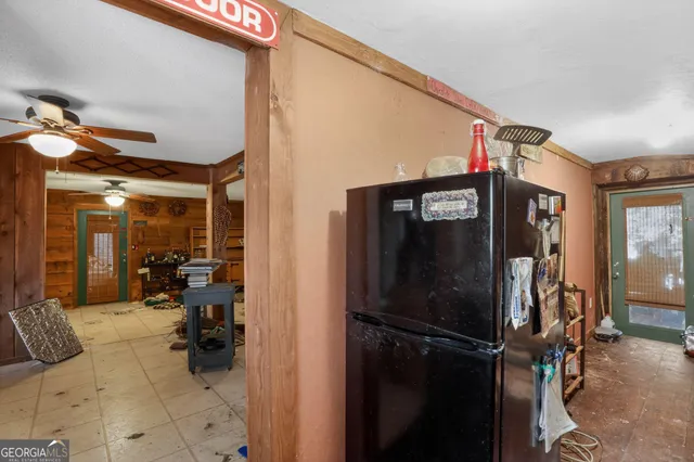 a view of a storage & utility room