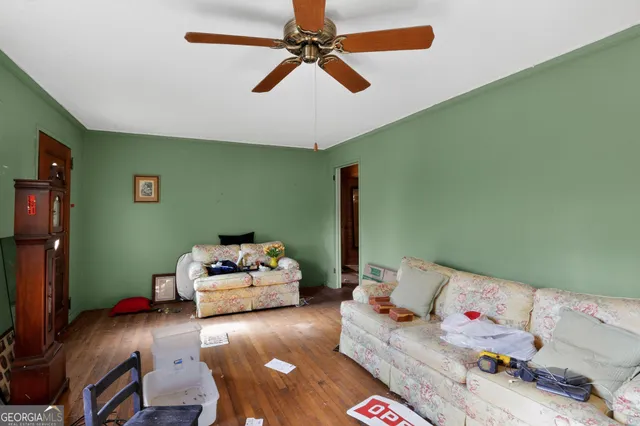 a view of a living room