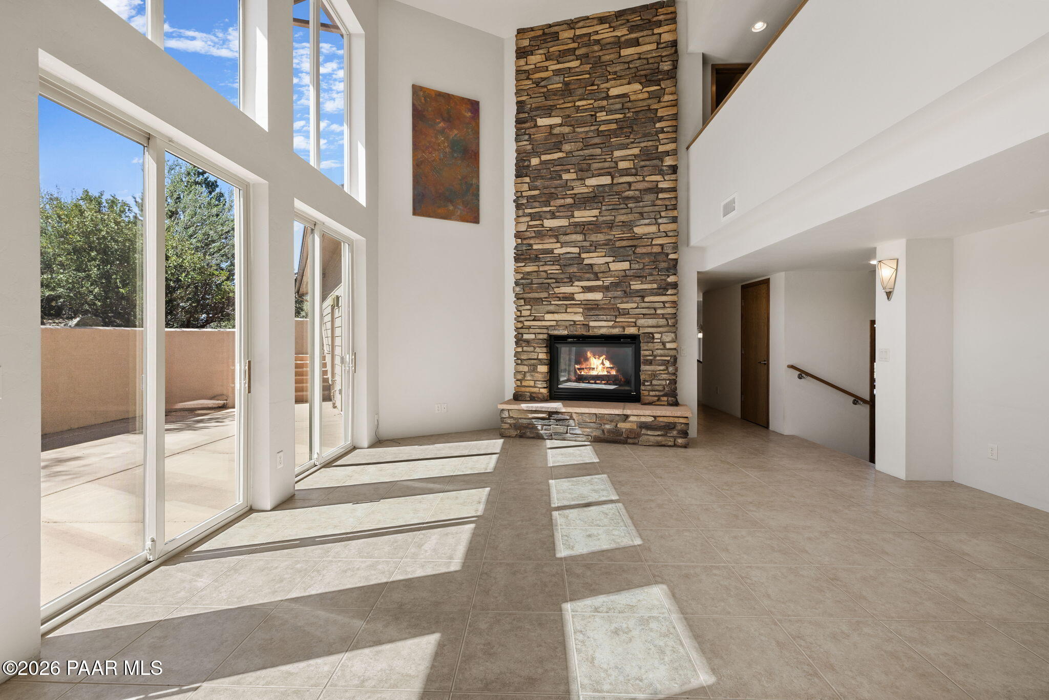 1962 Forest View Prescott, AZ 86305 - Photo 13 of 47 12-Living Room (3)