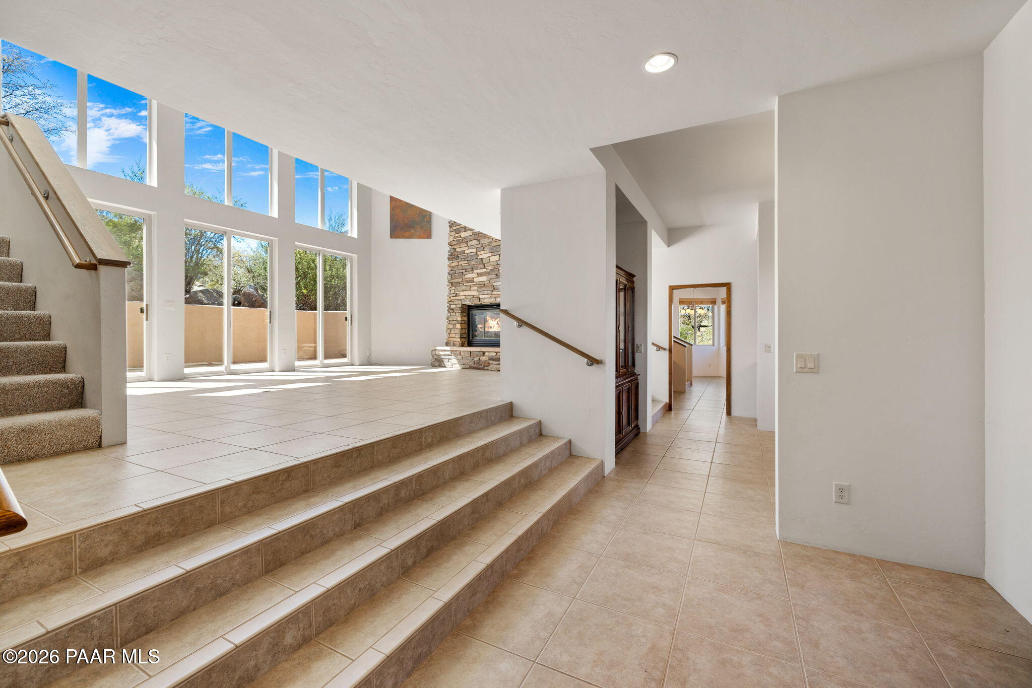 1962 Forest View Prescott, AZ 86305 - Photo 10 of 47 9-Foyer to Living Room