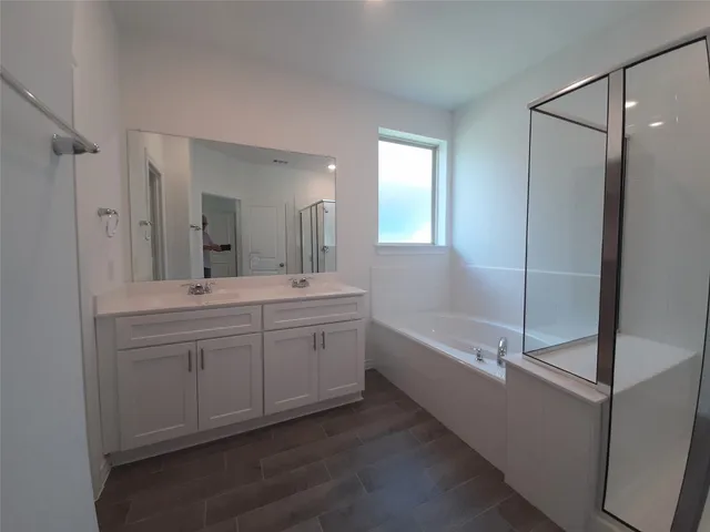 $2,100 | 16026 Tangled Vine Lane, Conroe, TX 77302