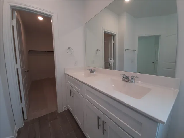 $2,100 | 16026 Tangled Vine Lane, Conroe, TX 77302