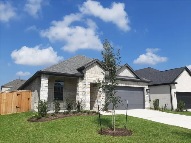 $2,100 | 16026 Tangled Vine Lane, Conroe, TX 77302
