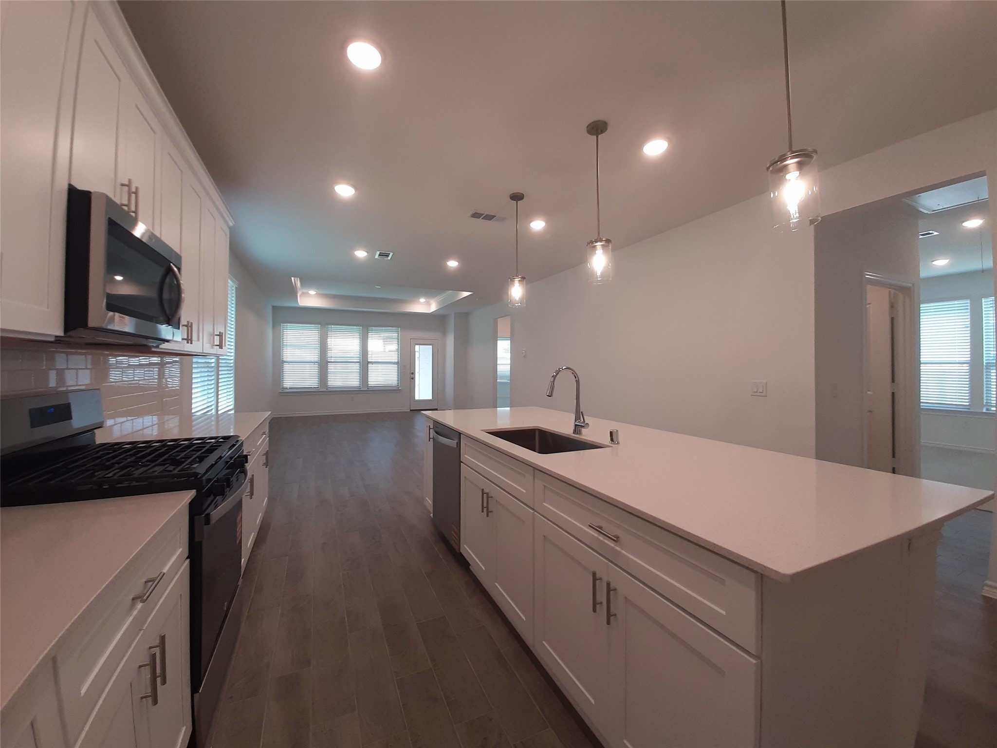 16026 Tangled Vine Lane Conroe, TX 77302 - Photo 9 of 23