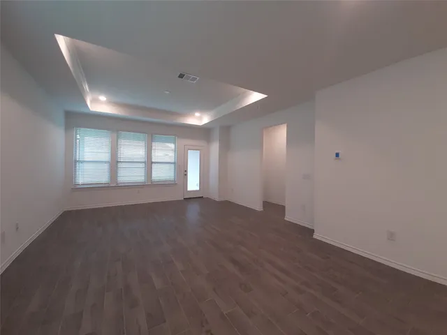 $2,100 | 16026 Tangled Vine Lane, Conroe, TX 77302