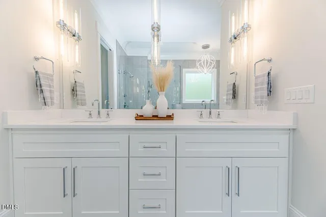 $1,999,000 | 7924 Hardwick Drive, Raleigh, NC 27615